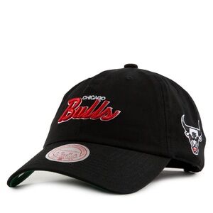 Mitchell & Ness Foundation Script Dad Hat - Chicago Bulls - Adjustable - NEW